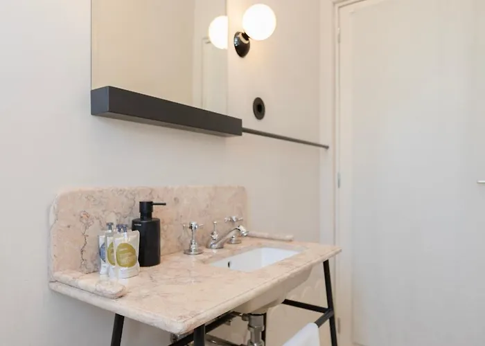 Liiiving In - Casa Duque *