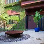 Liiiving In - Casa Duque