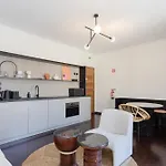Liiiving In - Casa Duque Oporto