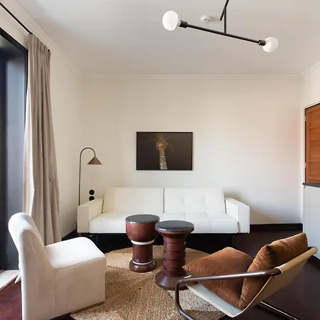 Liiiving In - Casa Duque