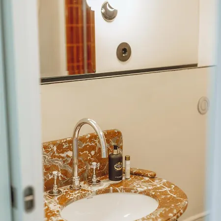 Liiiving In - Casa Duque Apartment *